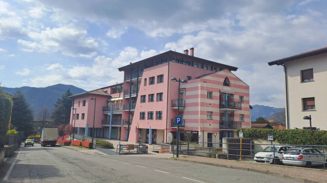 Appartamento in vendita a Calolziocorte