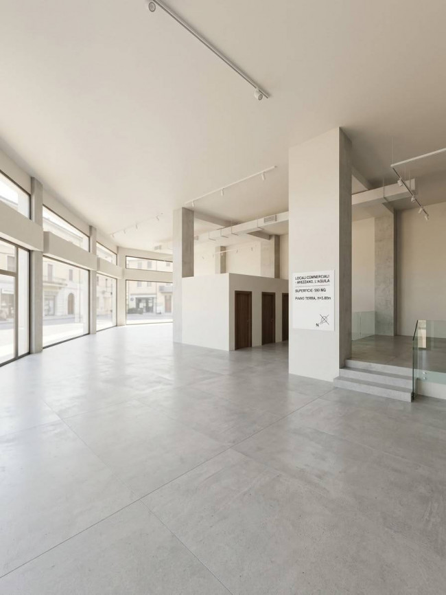 Locale commerciale in affitto a Avezzano