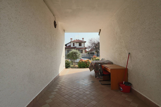 Villa in vendita a Arconate