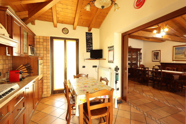 Villa in vendita a Arconate