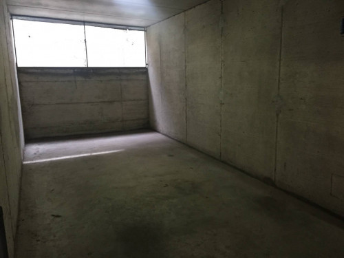 Box in vendita a Savona