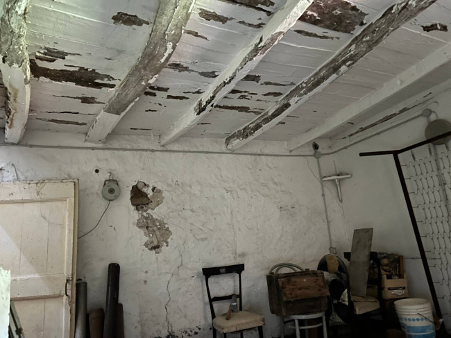 Rustico in vendita a Vezzi Portio