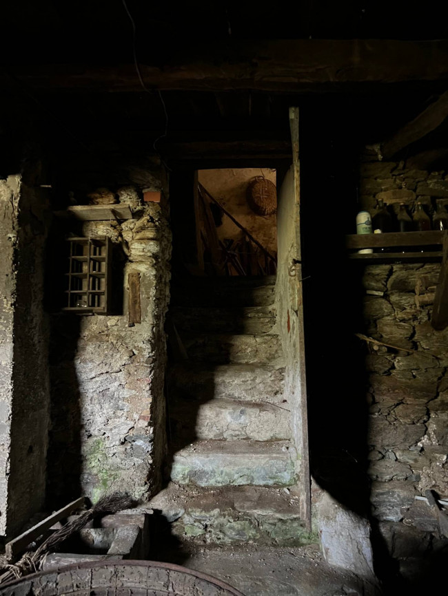 Rustico in vendita a Vezzi Portio