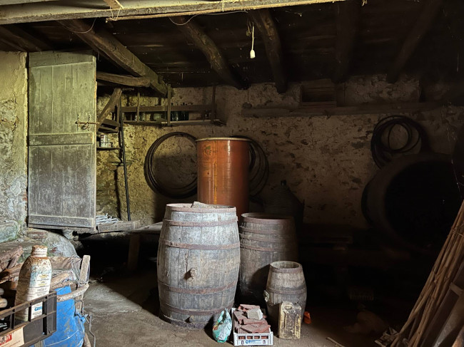 Rustico in vendita a Vezzi Portio