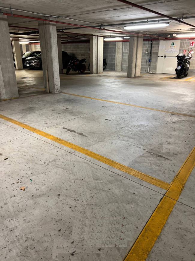 Posto auto in affitto a Savona