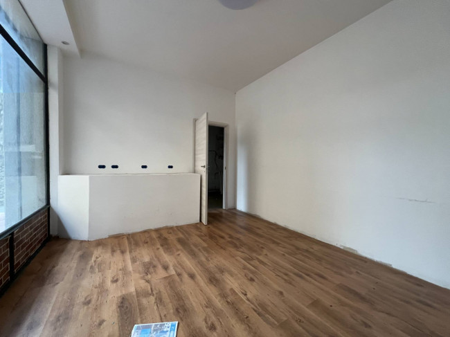 Magazzino in vendita a Savona