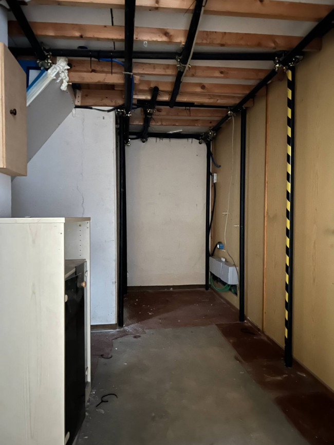 Magazzino in vendita a Savona