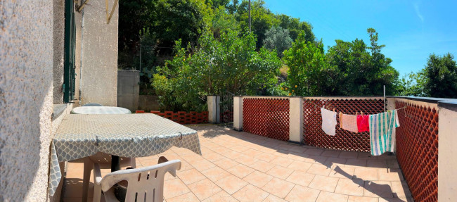 Casa indipendente in vendita a Savona