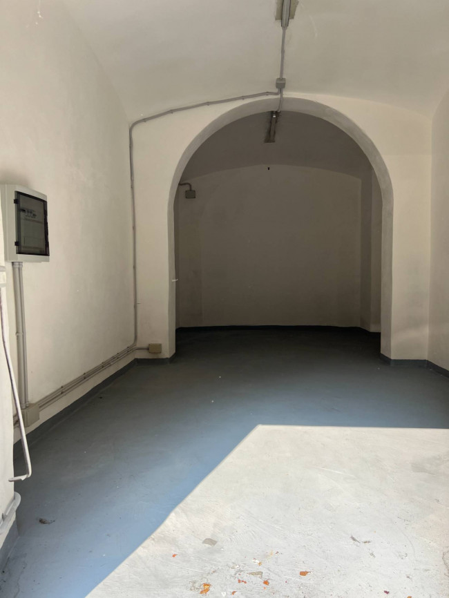 Magazzino in affitto a Savona