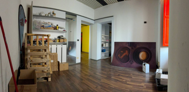 Locale commerciale in affitto a Savona