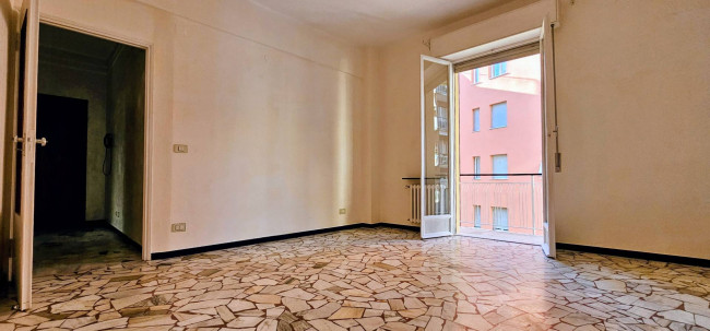 Appartamento in vendita a Savona