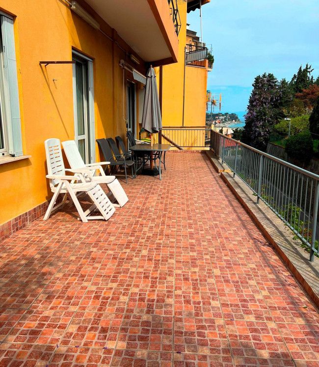 Appartamento in vendita a Albissola Marina