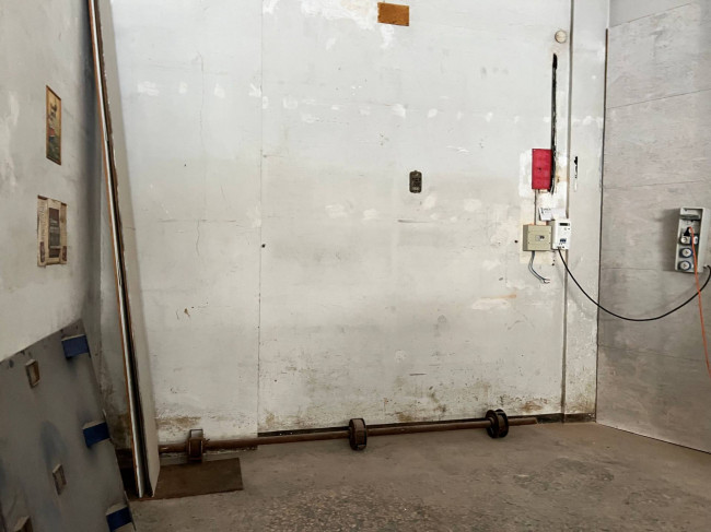 Box o garage in vendita a Savona