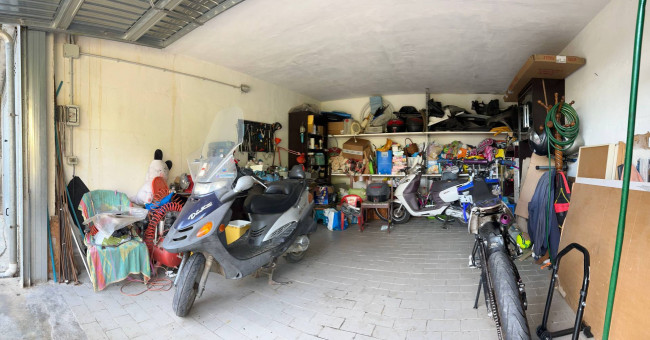 Garage / posto auto in vendita a Savona