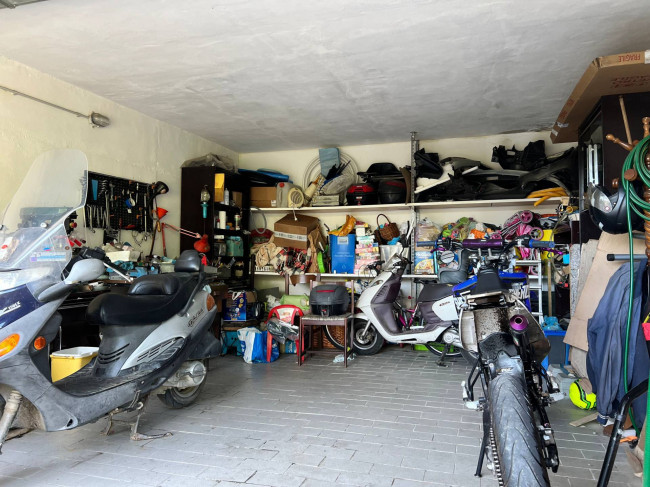 Garage / posto auto in vendita a Savona