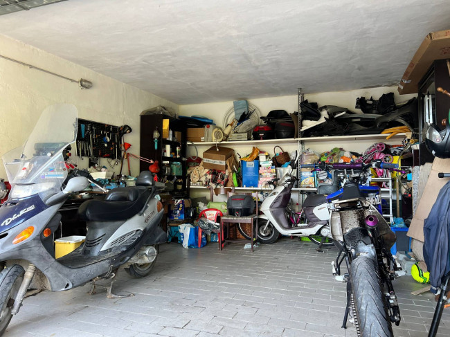 Garage / posto auto in vendita a Savona