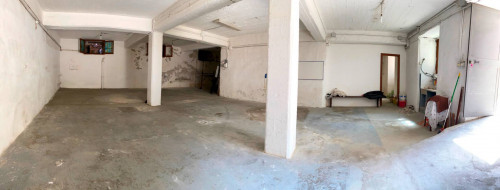 Box o garage in affitto a Savona