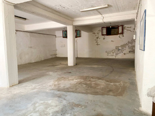 Box o garage in affitto a Savona