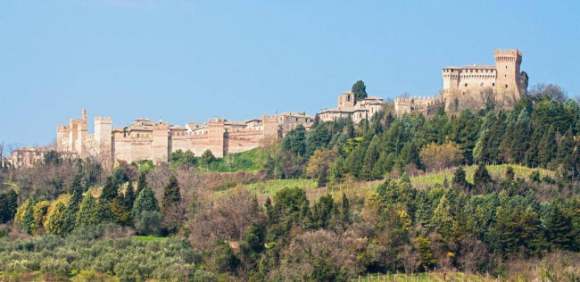 Casa indipendente in vendita a Gradara (PU)