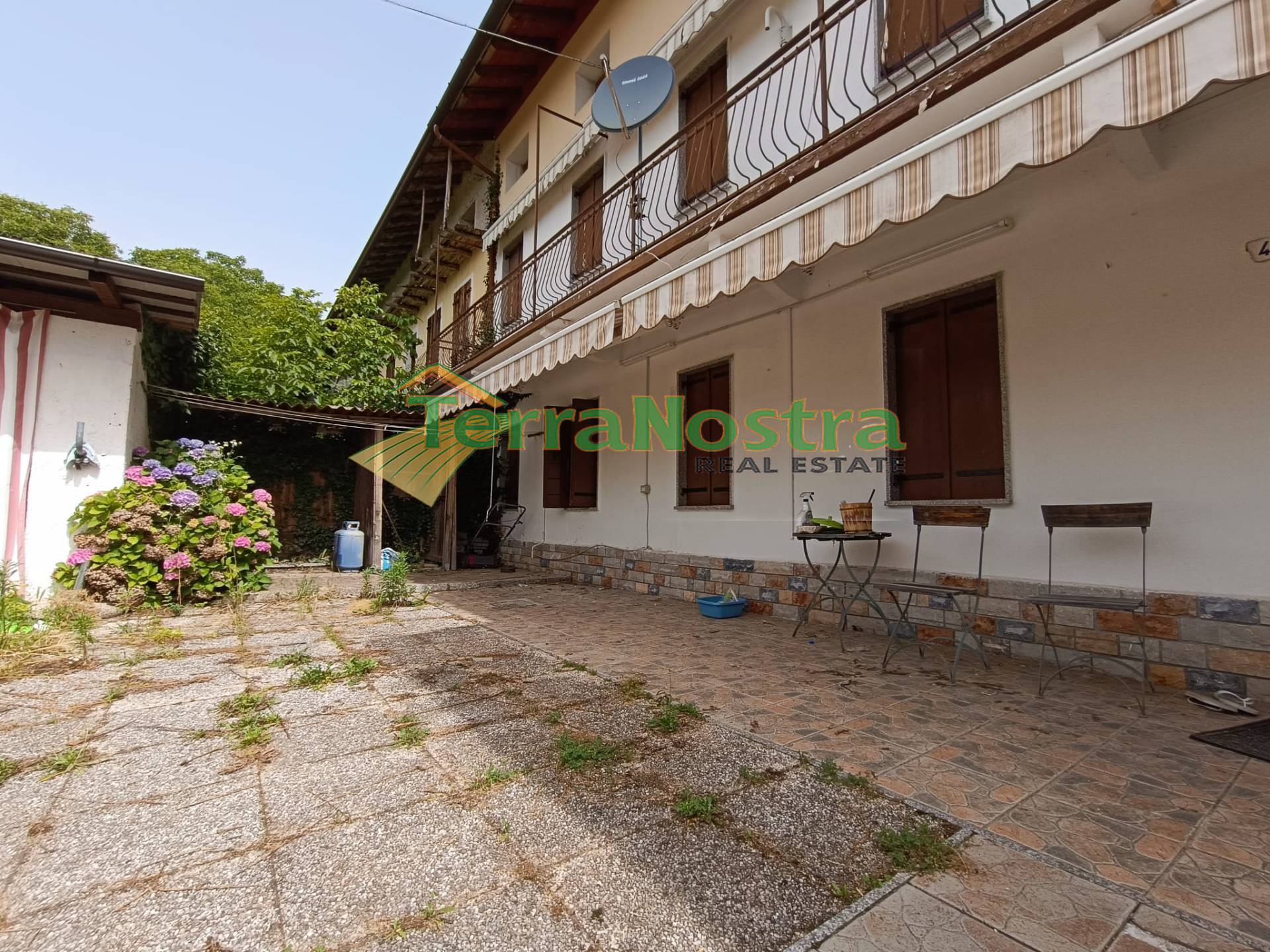 Immagine 1 di Casa indipendente in vendita  in VIA MANIANA 59 a Montereale Valcellina