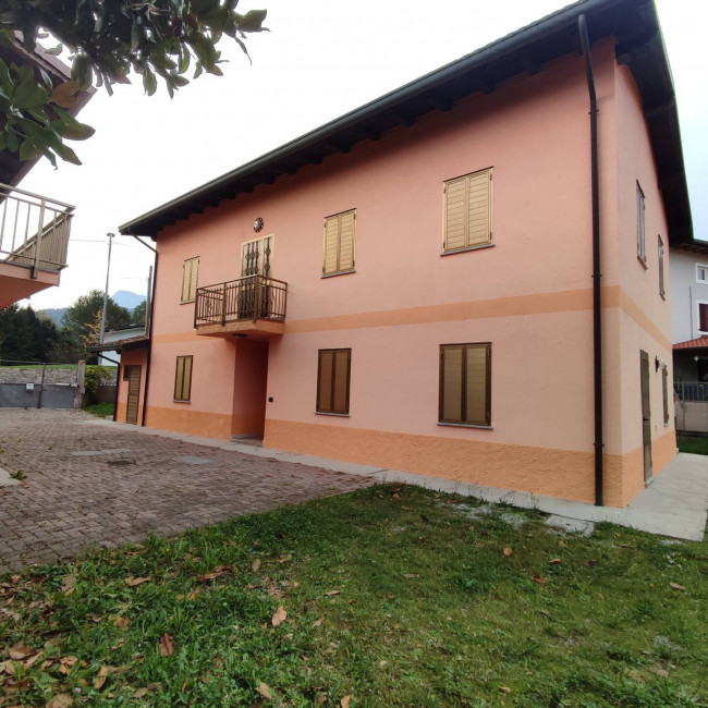 Casa indipendente in vendita a Fanna (PN)