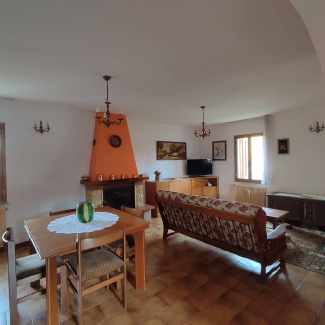 Casa indipendente in vendita a Fanna (PN)