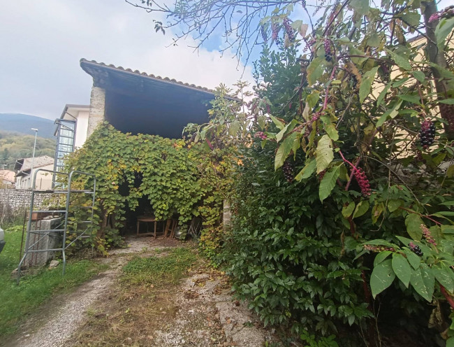 Casa semi-indipendente in vendita a Maniago Libero, Maniago (PN)