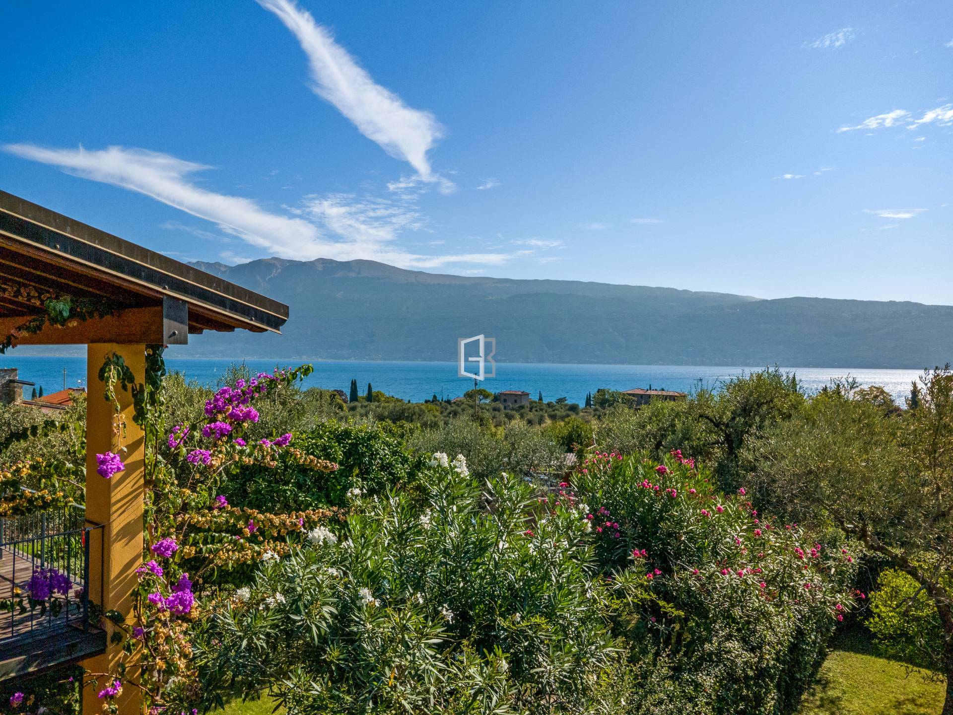 Villa bifamiliare a due passi dai campi da golf