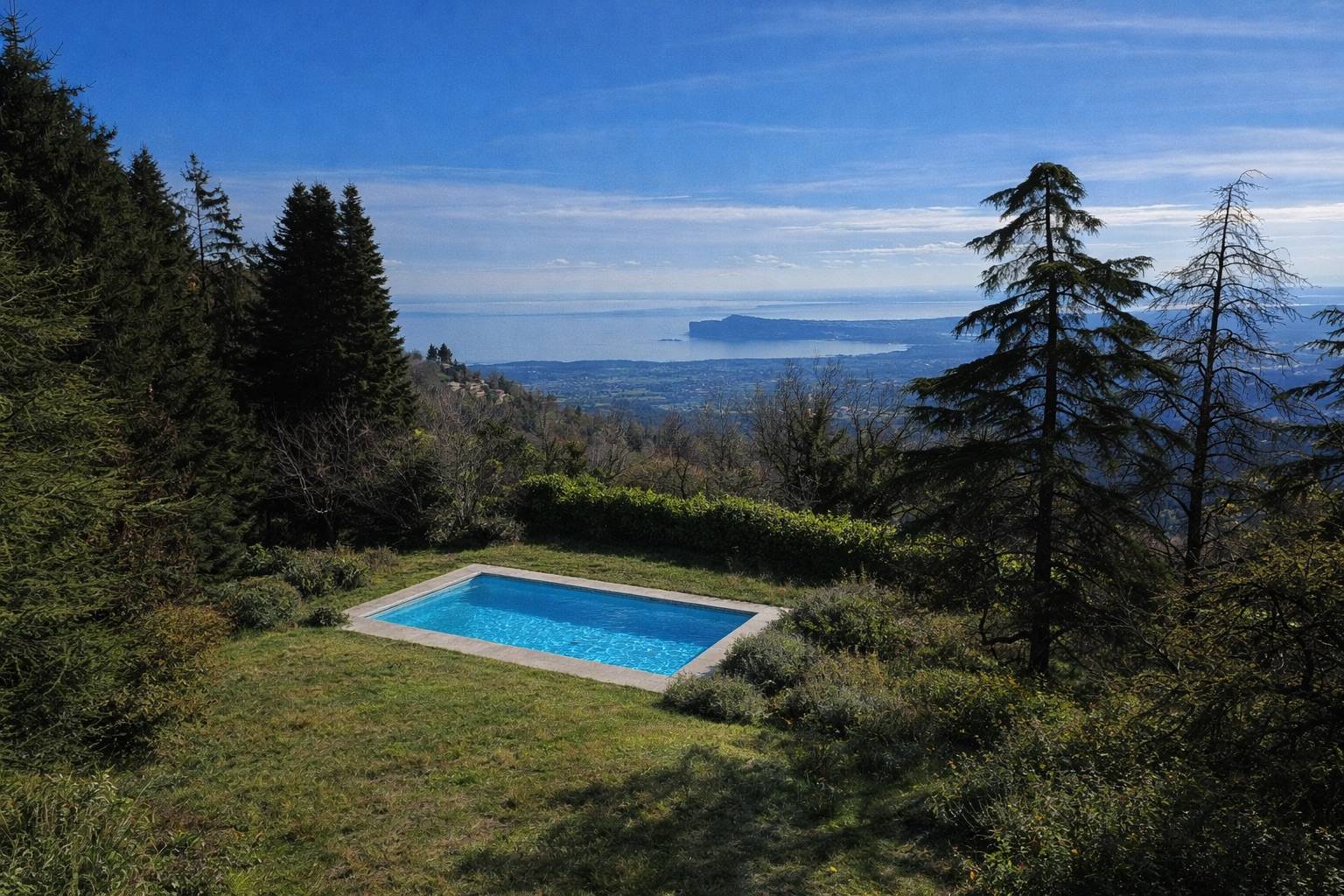 Charming historic residence in the hills of Salò