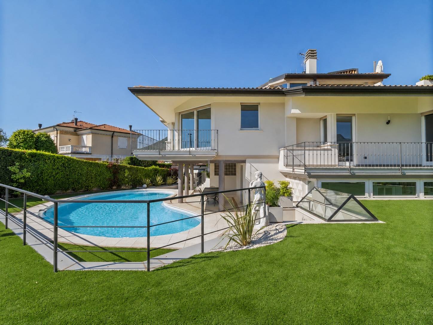 In affitto - Villa Vista Lago con Piscina e Dépendance