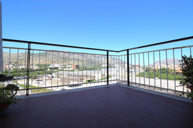 Appartamento in vendita a Palermo
