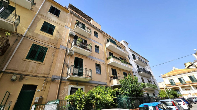 Appartamento in vendita a Palermo