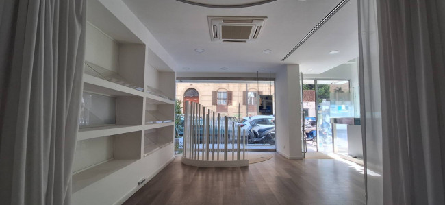 Locale commerciale in affitto a Palermo