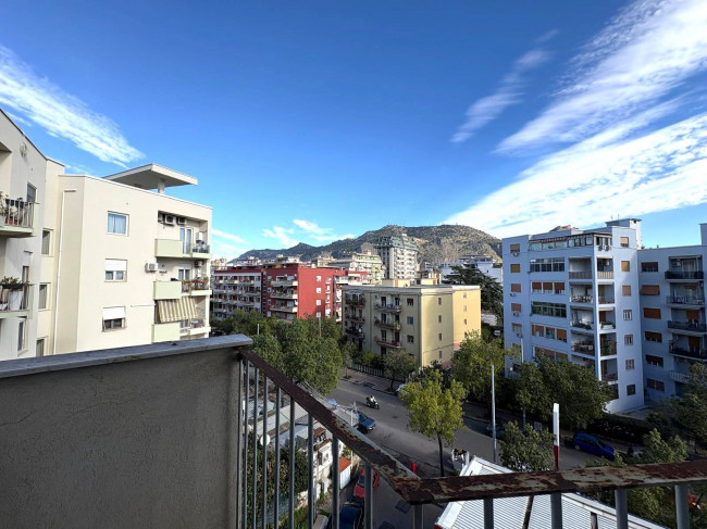 Appartamento in vendita a Palermo
