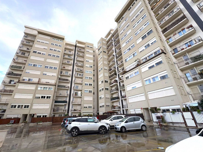 Appartamento in vendita a Palermo