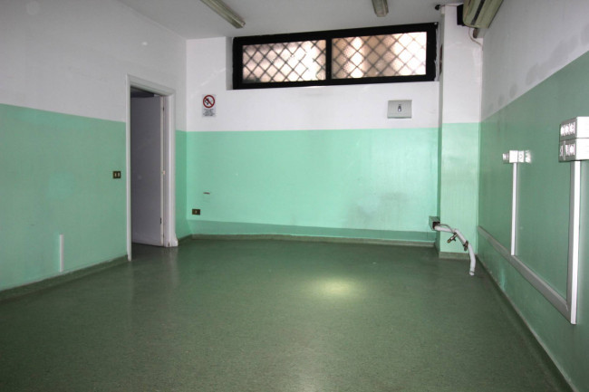 Locale commerciale in affitto a Palermo