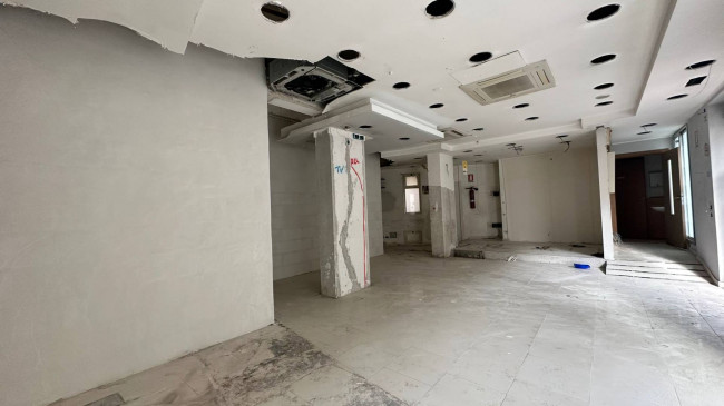 Locale commerciale in affitto a Palermo
