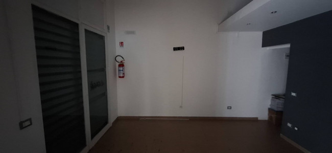 Locale commerciale in affitto a Palermo