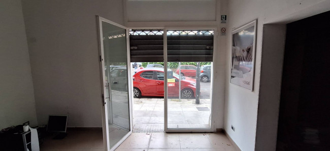 Locale commerciale in affitto a Palermo