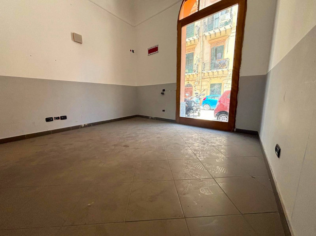 Attività commerciale in affitto a Palermo