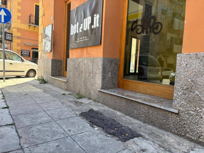 Attività commerciale in affitto a Palermo