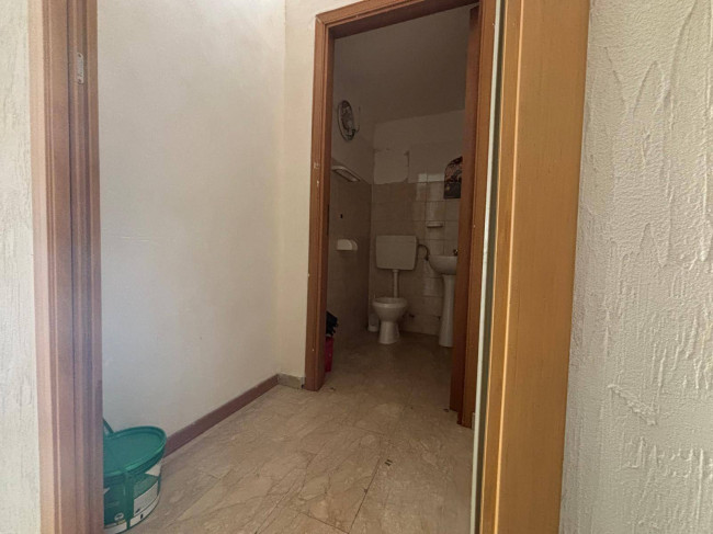 Locale commerciale in affitto a Palermo