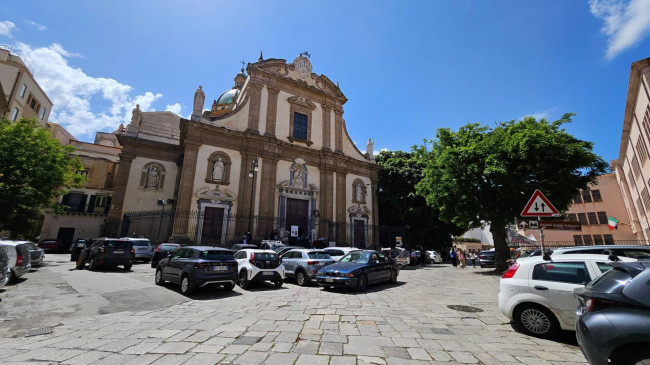Appartamento in vendita a Palermo