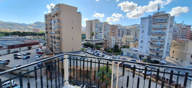 Appartamento in vendita a Palermo