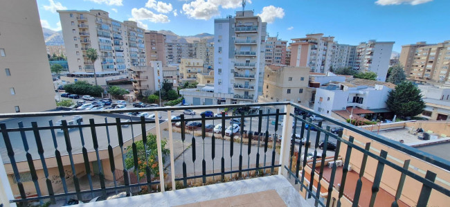 Appartamento in vendita a Palermo
