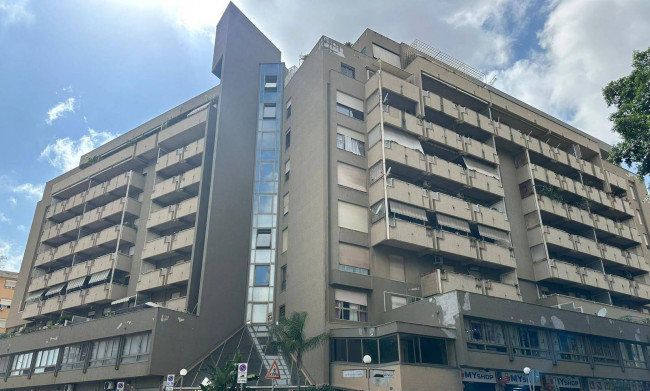 Appartamento in vendita a Palermo
