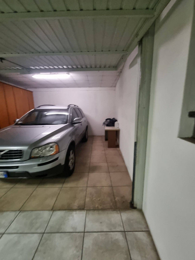 Box o garage in vendita a Venezia