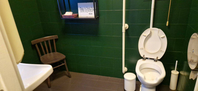 Locale commerciale in vendita a Milano