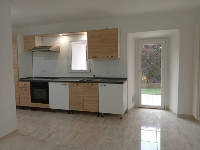Appartamento in vendita a Arona