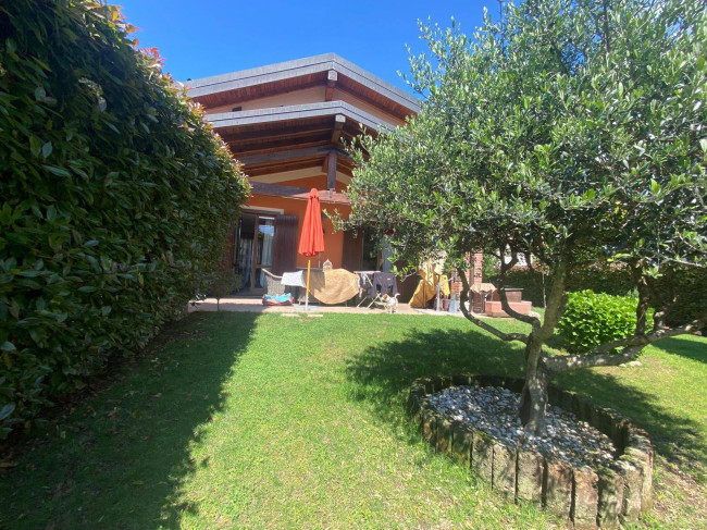 Villa in vendita a Gattico-Veruno